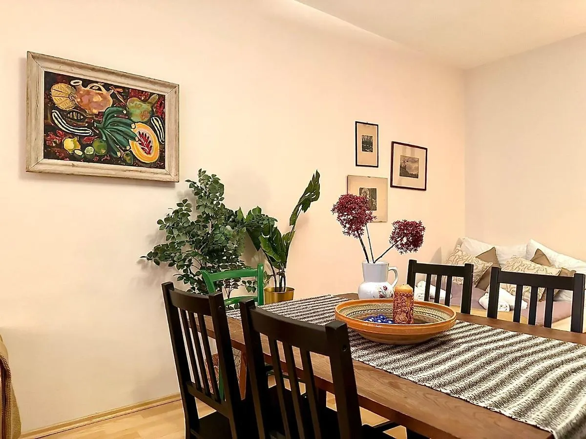 Central Apartment Near Rathausplatz Wien